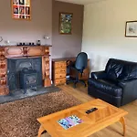 Glencolumbkille House - Self Catering Rooms