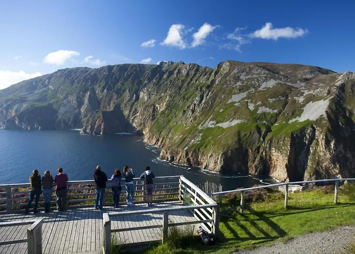 Glencolumbkille House - Self Catering Rooms