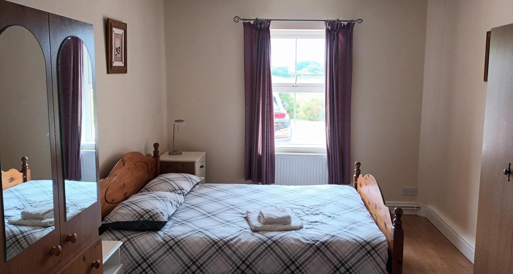 House - Self Catering Glencolumbkille